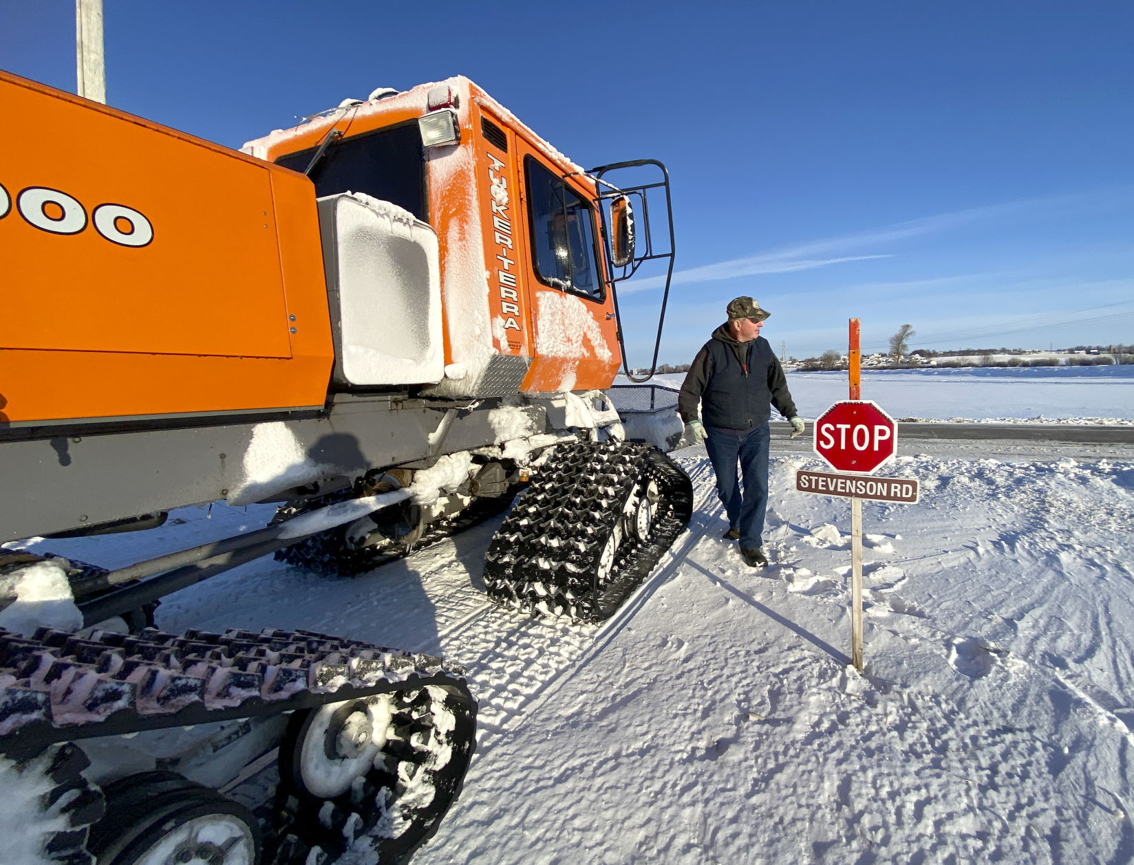 Grooming the snowmobile trail
